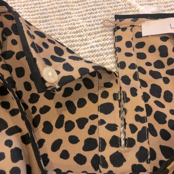 🦚HP🦚 LOFT Leopard Print Blouse - Picture 7 of 11